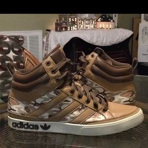ADIDAS ORIGINALS TOP COURT HI “Khaki Camo”